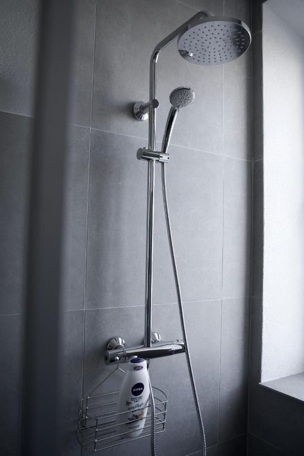 Style Hotel Ungheni Targ Zewnętrze zdjęcie